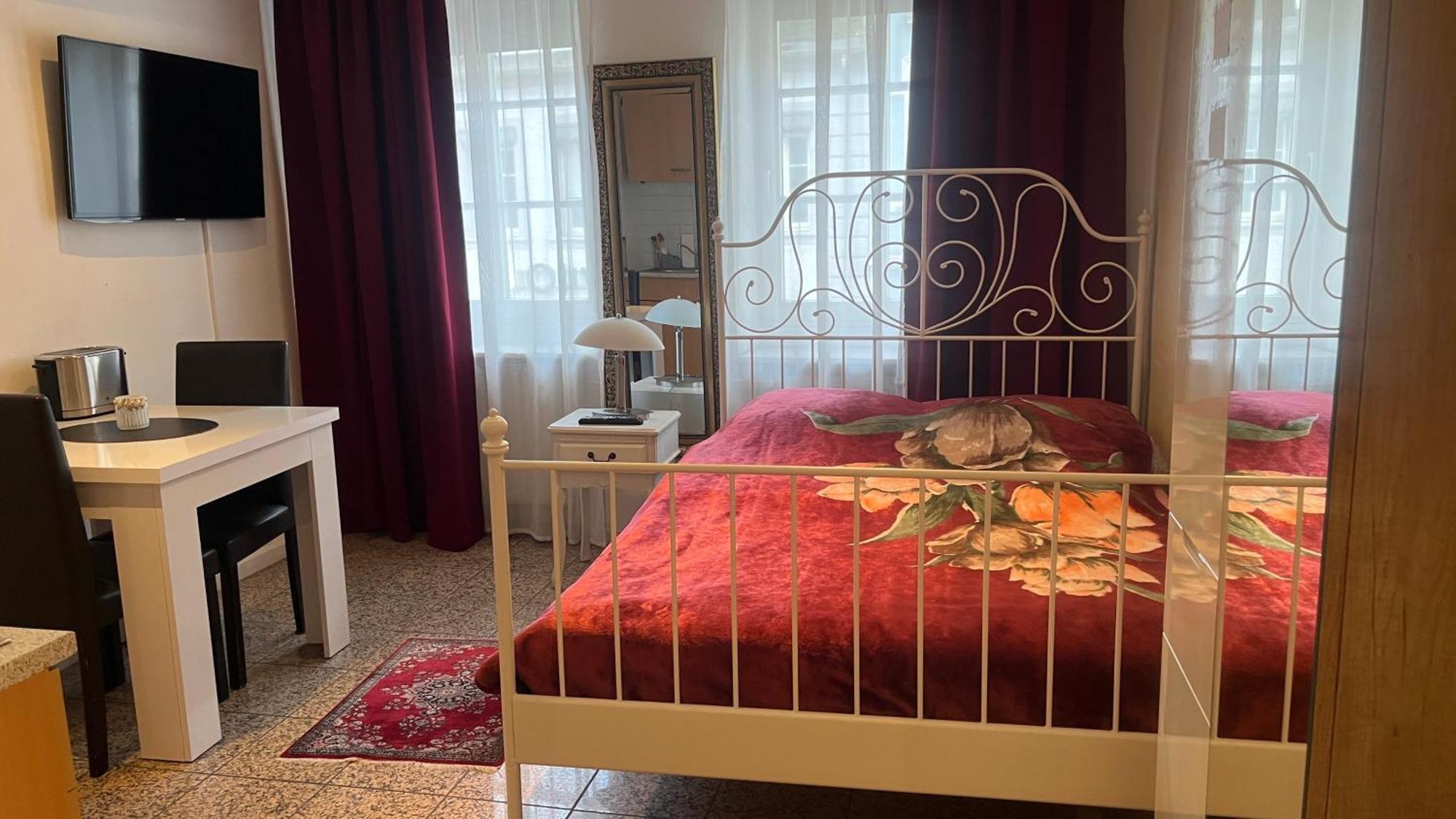 Schoene Und Gemuetliche Wohnung In Trier Zentrum Екстериор снимка